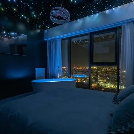 아파트 Hanza Tower Sky Lux 17th Floor 슈체친