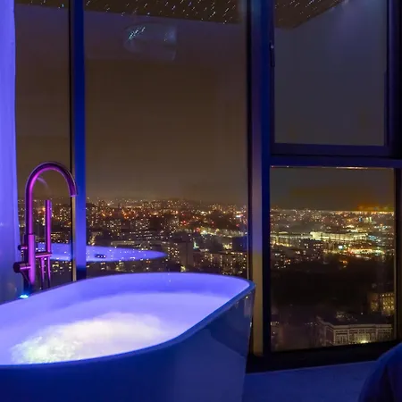 Hanza Tower Sky Lux 17th Floor * 슈체친