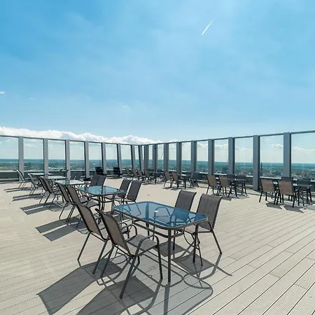 아파트 Hanza Tower Sky Lux 17th Floor