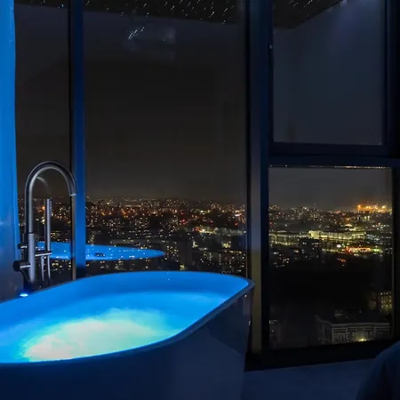 아파트 Hanza Tower Sky Lux 17th Floor