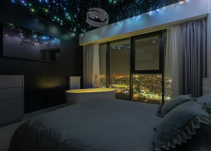 Hanza Tower Sky Lux 17th Floor 슈체친