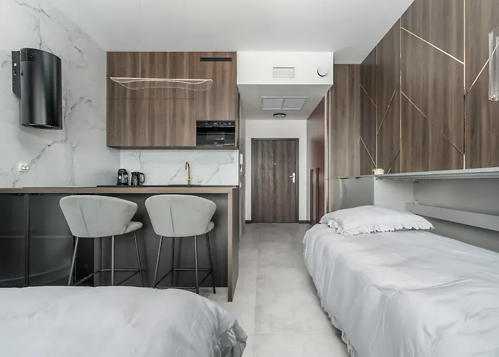 Hanza Tower Sky Lux 17th Floor