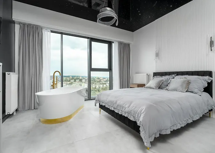 Hanza Tower Sky Lux 17th Floor * 슈체친