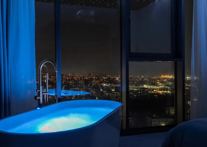 아파트 Hanza Tower Sky Lux 17th Floor